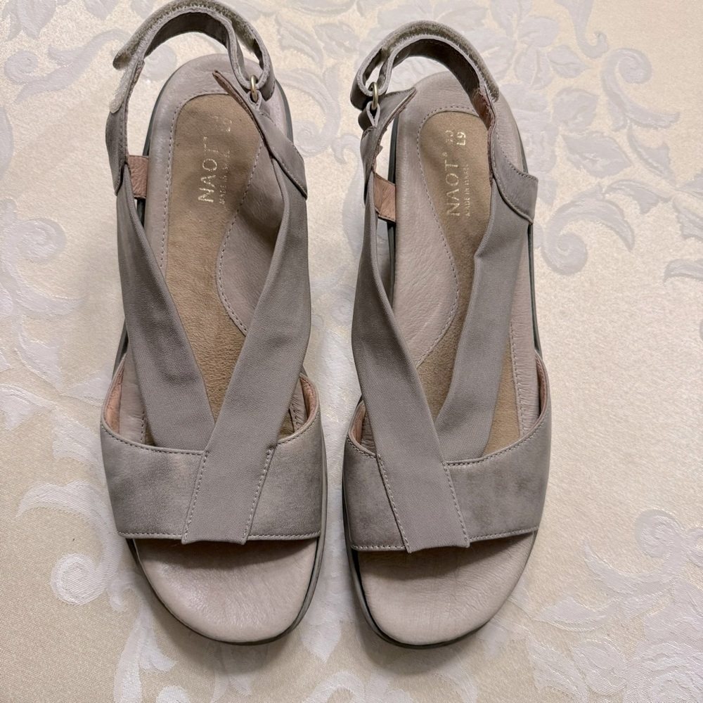 Naot Shoes Size 40